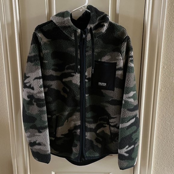 Hollister Jackets & Coats Hollister Fleece Camo Jacket Poshmark